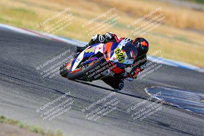 media/Aug-13-2023-CRA (Sun) [[1cfc37a6fb]]/Race 3 600 Superbike/Race/